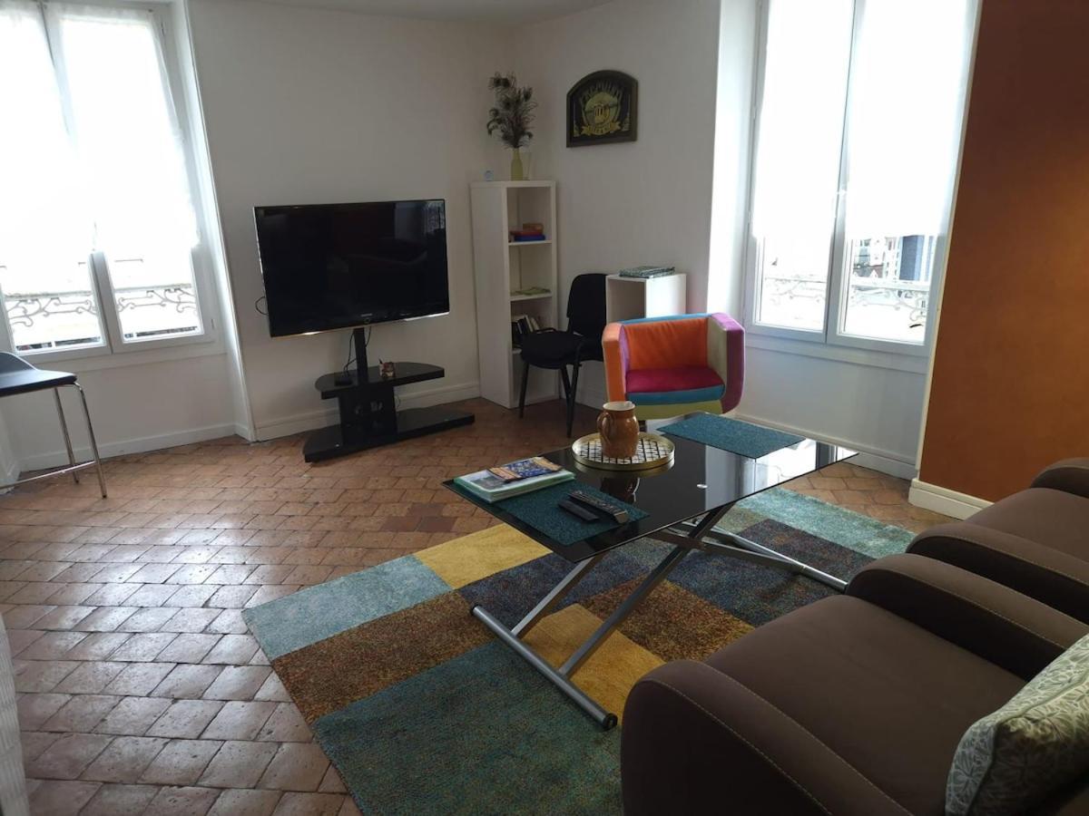 Appartement Sanyo à Briare Extérieur photo